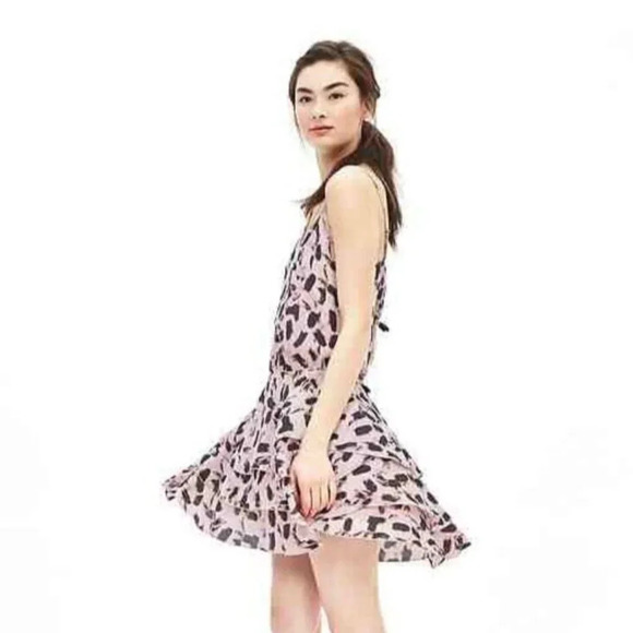 Banana Republic Print Ruffle Dress Pink  Blush Size Medium - Picture 3 of 8